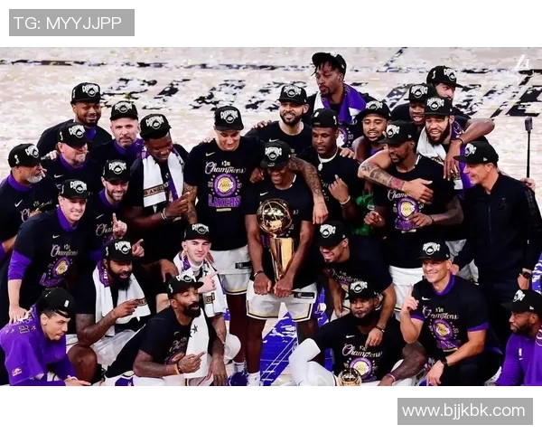 2020年湖人与热火总决赛第四场精彩回放录像全程回顾与分析